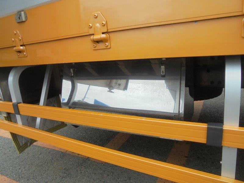 中古アルミウィング UDトラックス クオン