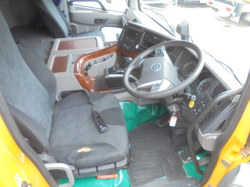 中古アルミウィング UDトラックス クオン