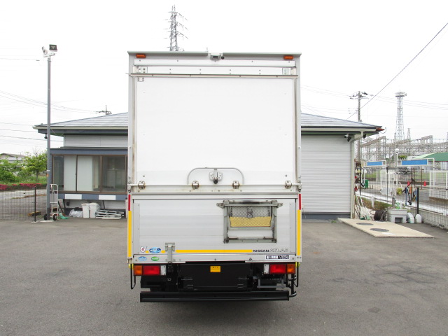 中古アルミバン ニッサン アトラス