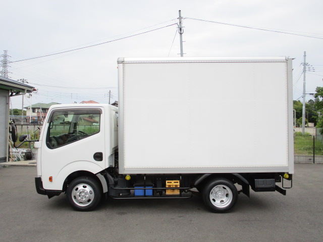 中古アルミバン ニッサン アトラス