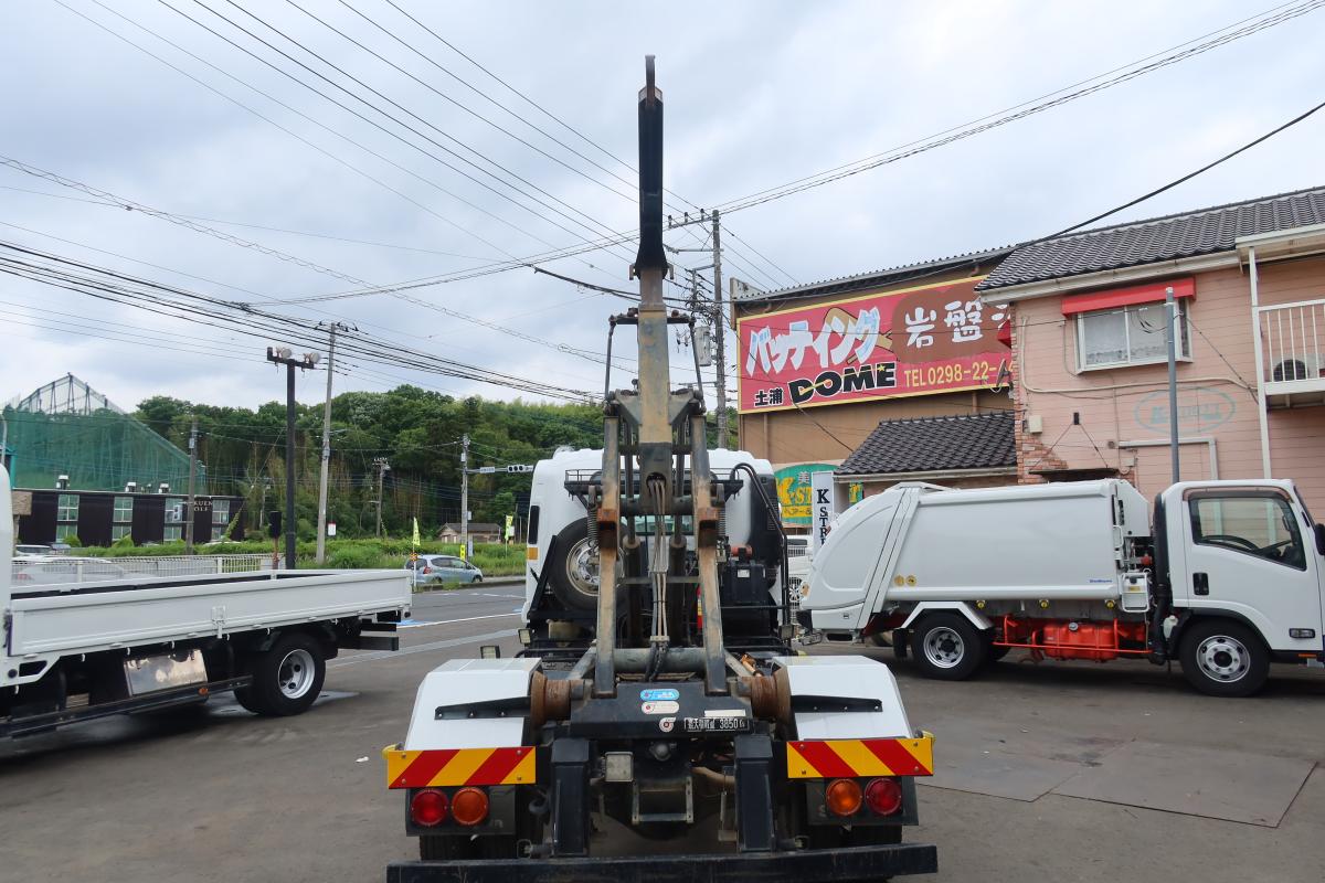 中古コンテナ車 いすゞ フォワード