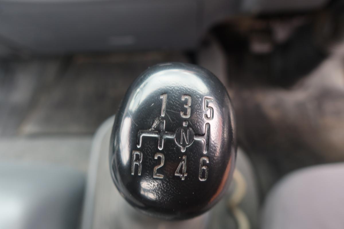 中古コンテナ車 いすゞ フォワード