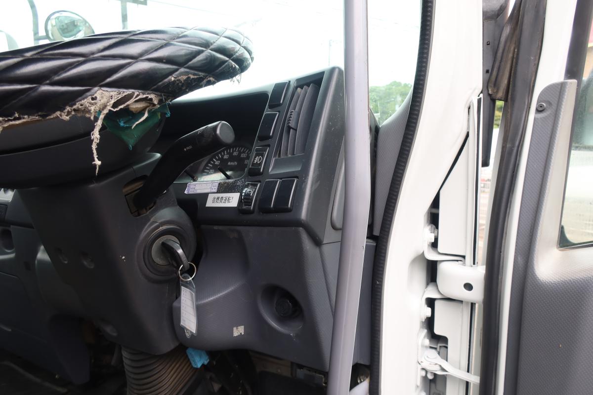 中古コンテナ車 いすゞ フォワード