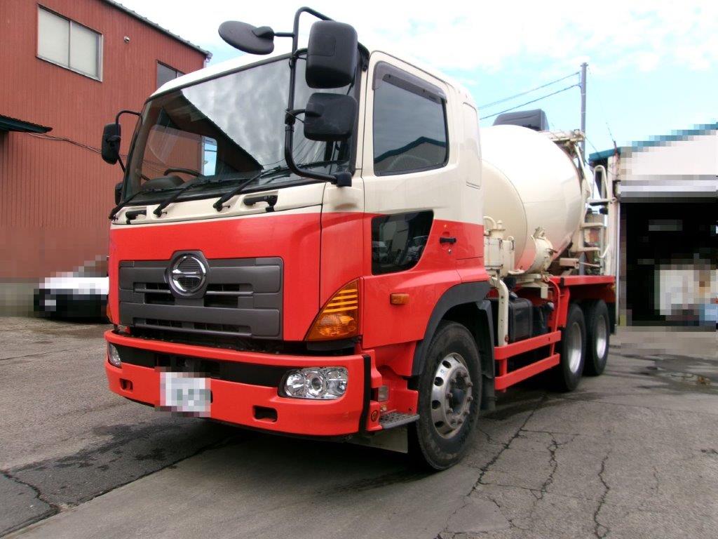 中古ミキサー車(生コン車) 日野 プロフィア