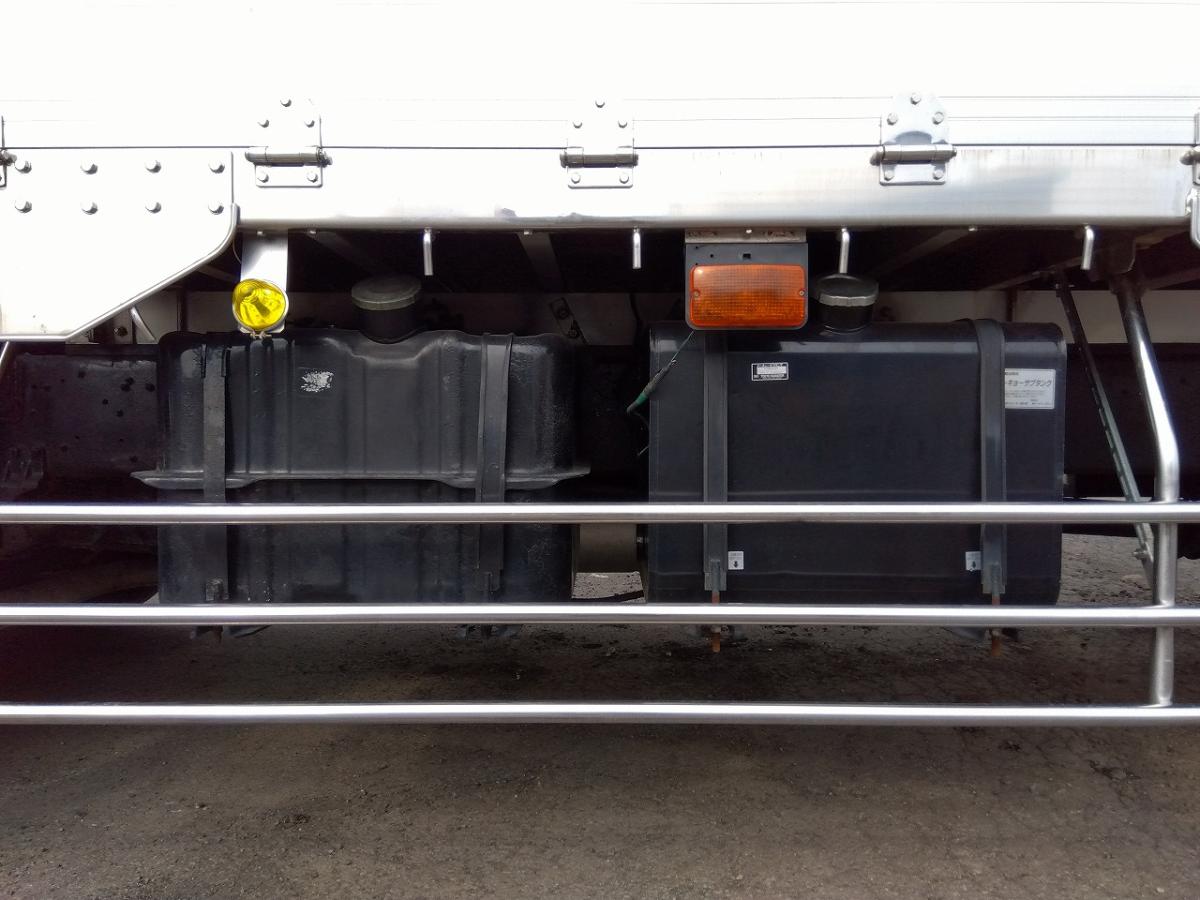 中古平アルミブロック いすゞ ギガ