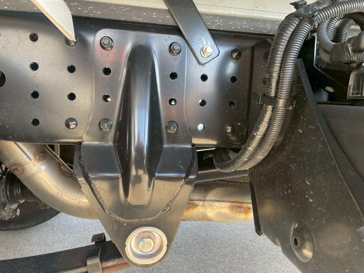 中古冷凍バン 三菱ふそう キャンター