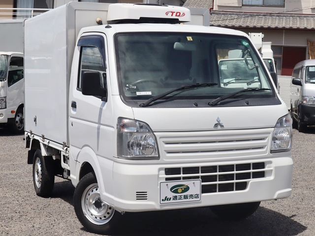 中古冷凍バン 三菱 ミニキャブ
