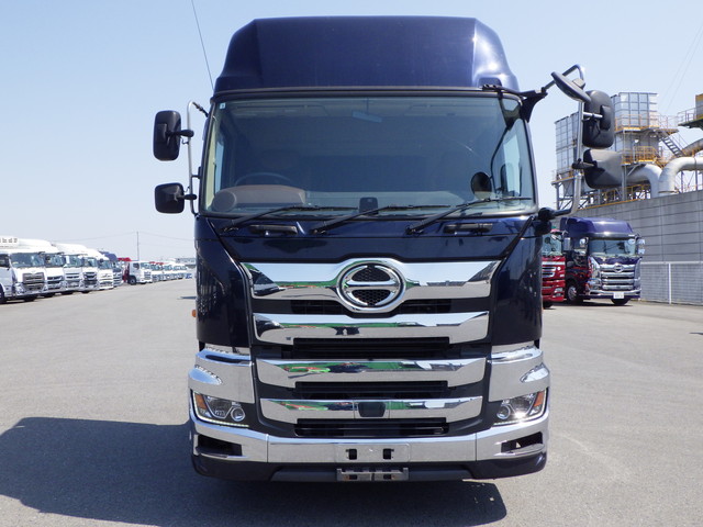 中古トラクタ 日野 