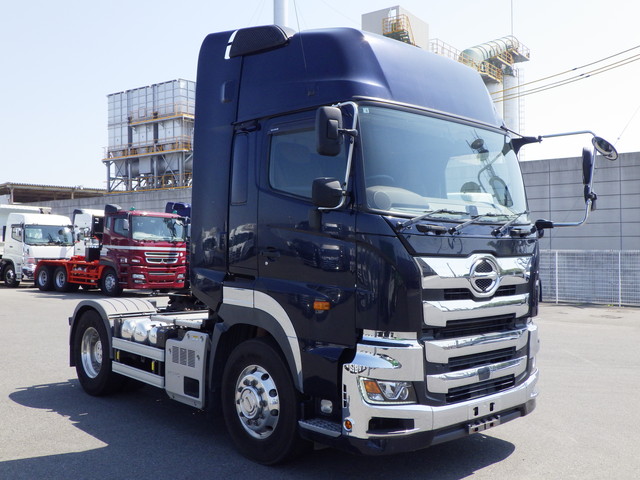 中古トラクタ 日野 