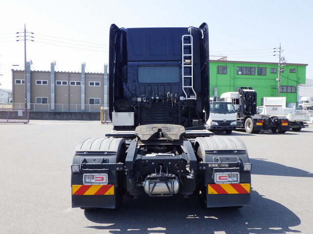 中古トラクタ 日野 