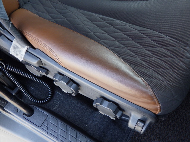 中古トラクタ 日野 