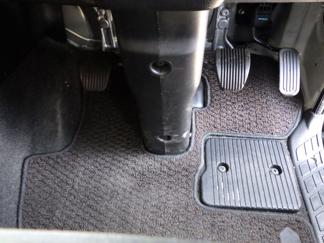 中古トラクタ 日野 