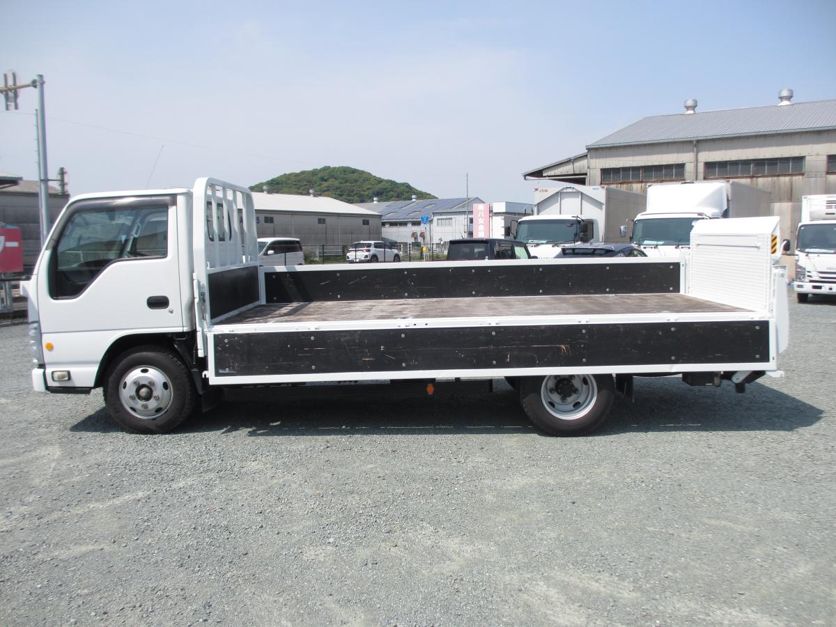 中古平ボディ いすゞ エルフ