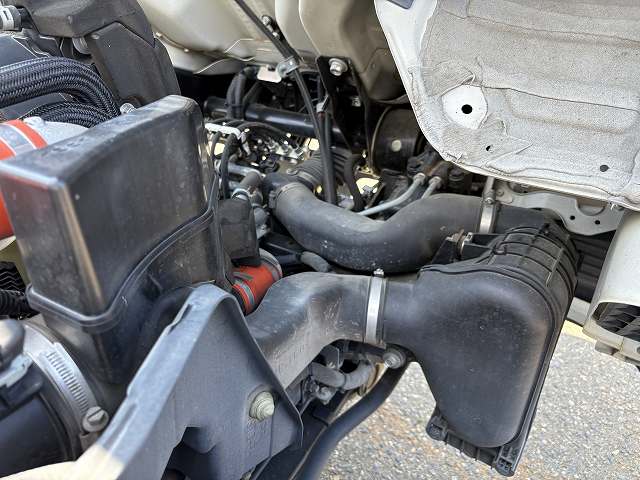 中古冷凍バン 三菱ふそう 