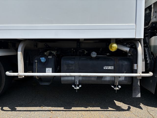 中古冷凍バン 三菱ふそう 