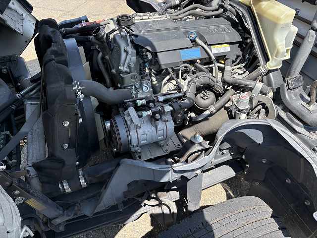 中古冷凍バン 三菱ふそう 