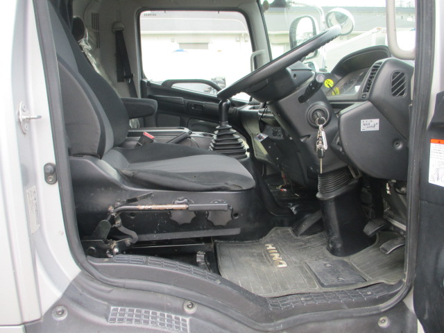 中古ミキサー車(生コン車) 日野 レンジャー