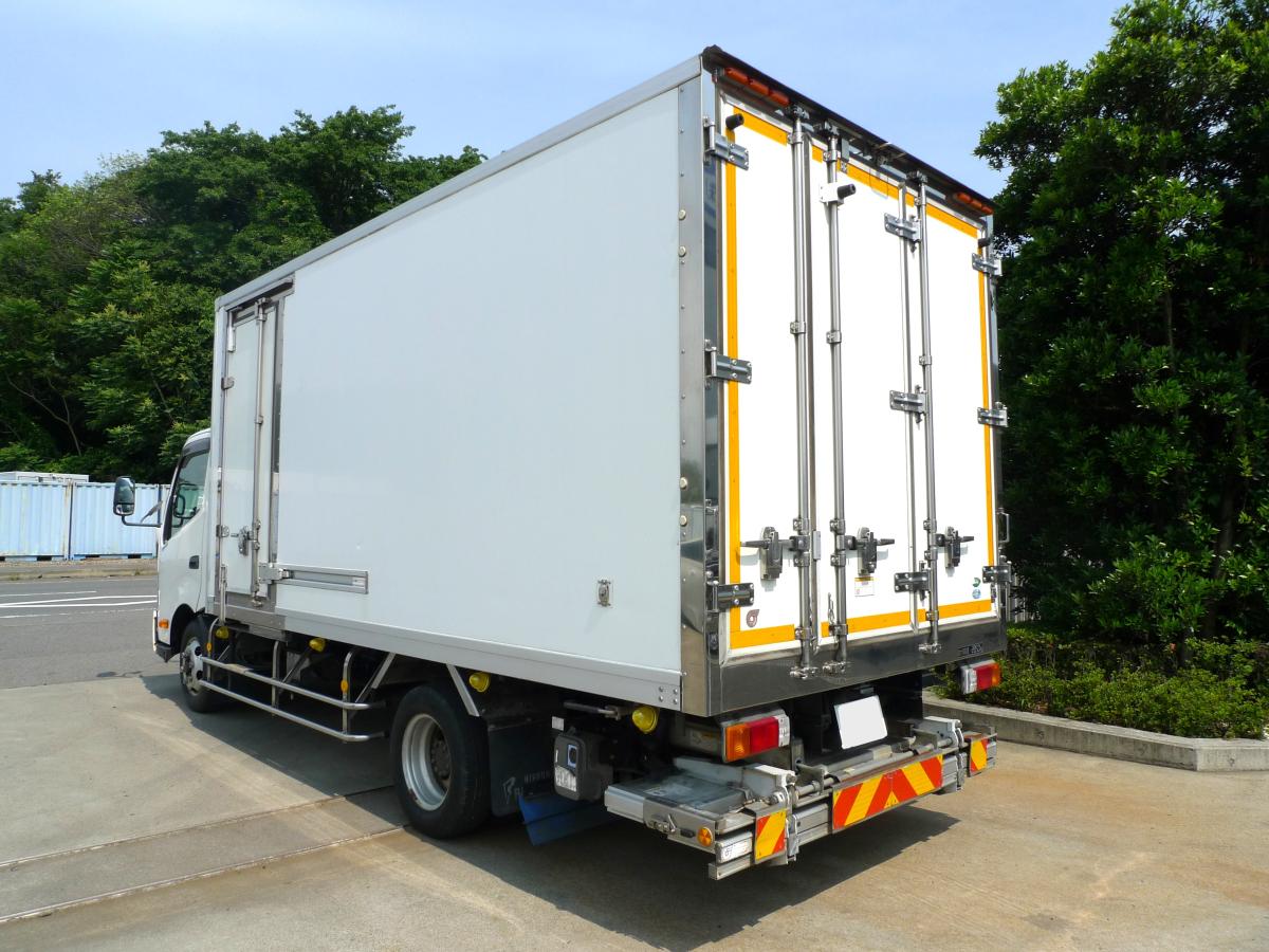 中古冷凍バン 日野 デュトロ