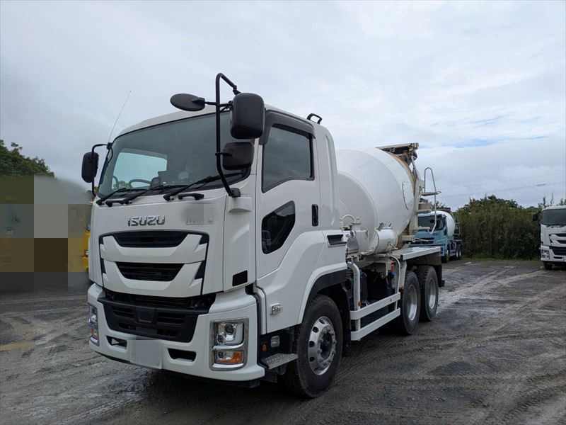 中古ミキサー車(生コン車) いすゞ ギガ