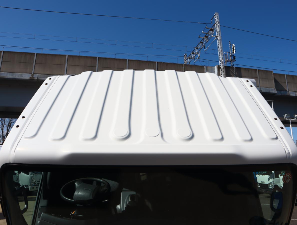 中古冷凍バン いすゞ エルフ