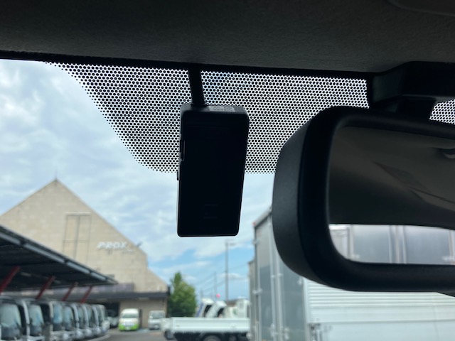 中古バス トヨタ ハイエース