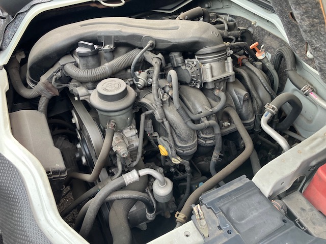 中古バス トヨタ ハイエース