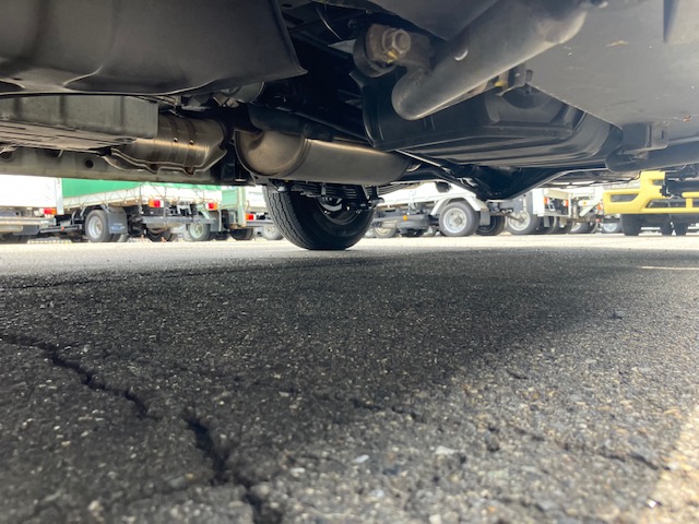 中古バス トヨタ ハイエース