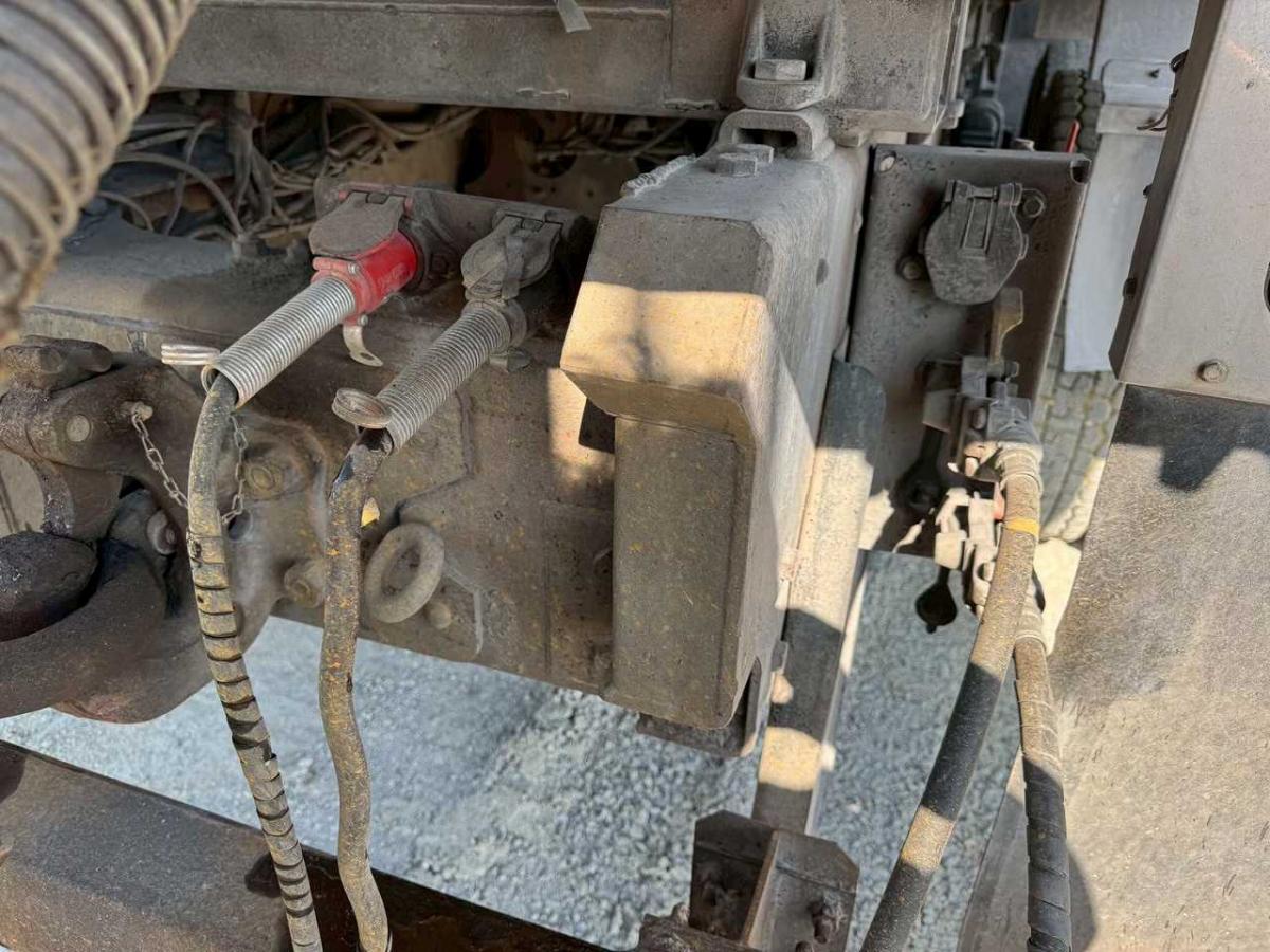 中古深ダンプ 日野 プロフィア