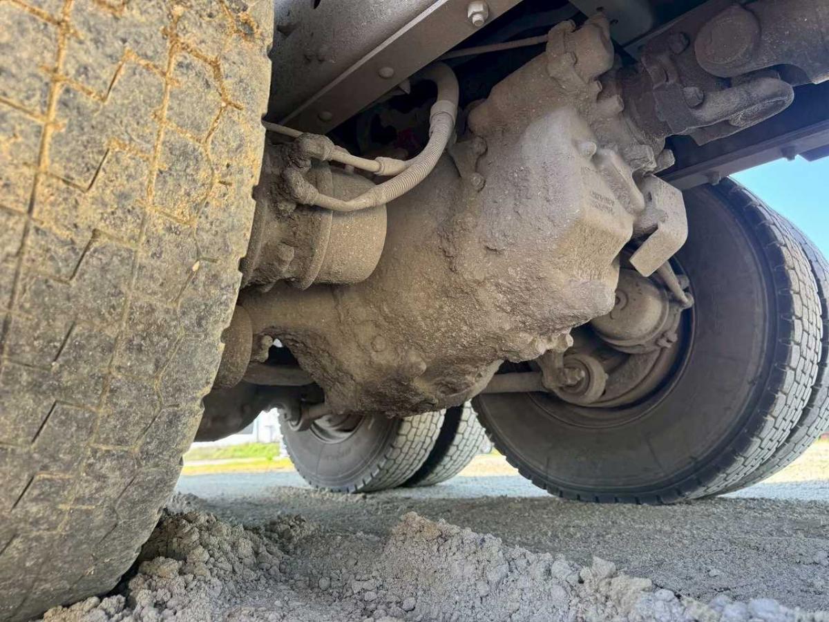 中古深ダンプ 日野 プロフィア