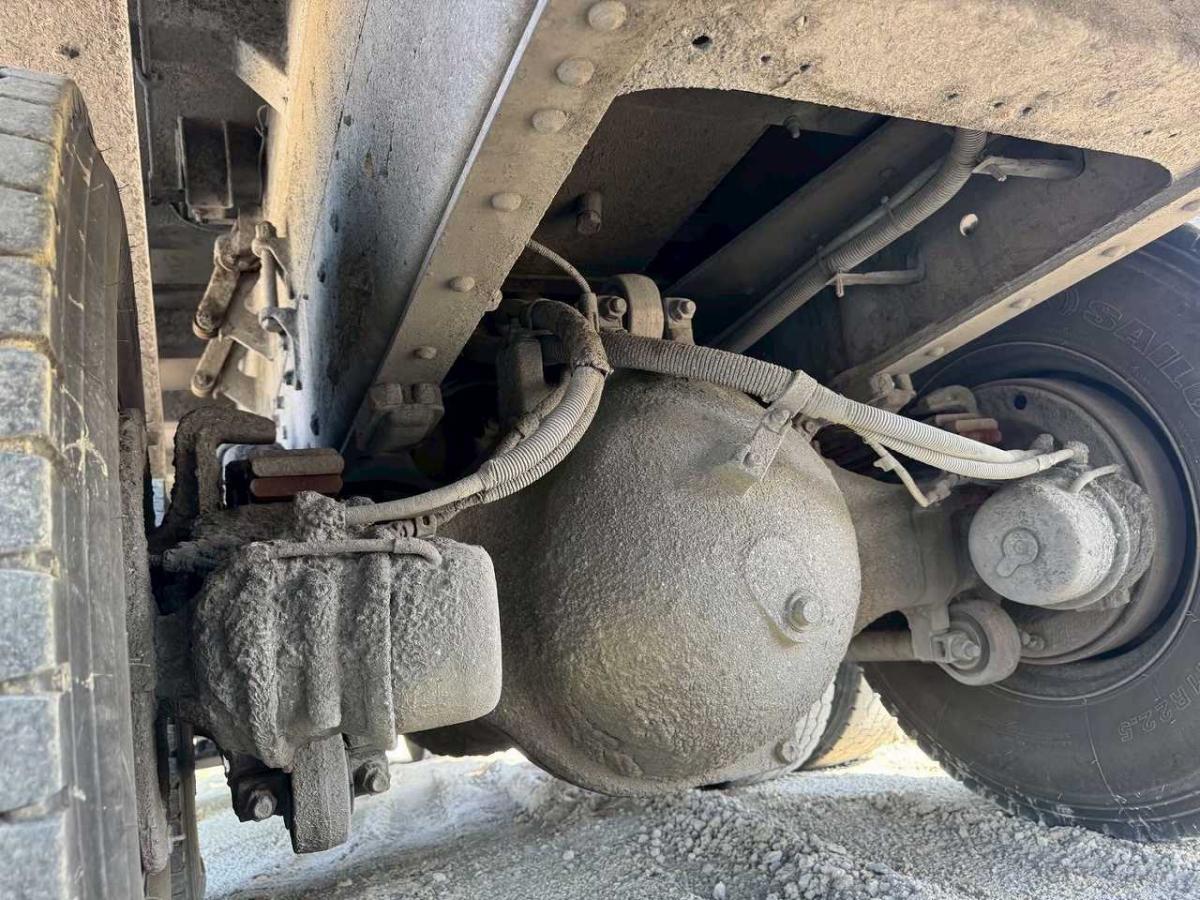 中古深ダンプ 日野 プロフィア