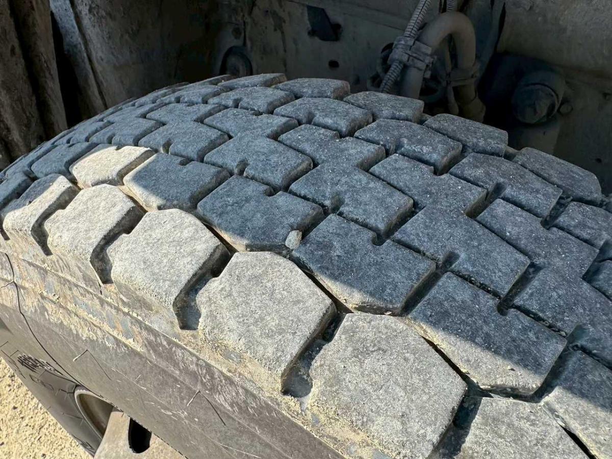 中古深ダンプ 日野 プロフィア