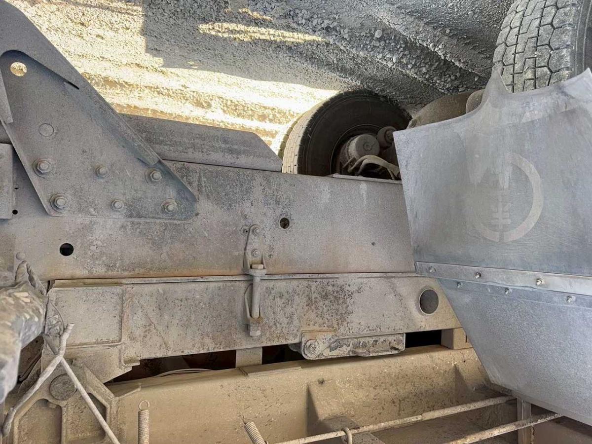 中古深ダンプ 日野 プロフィア