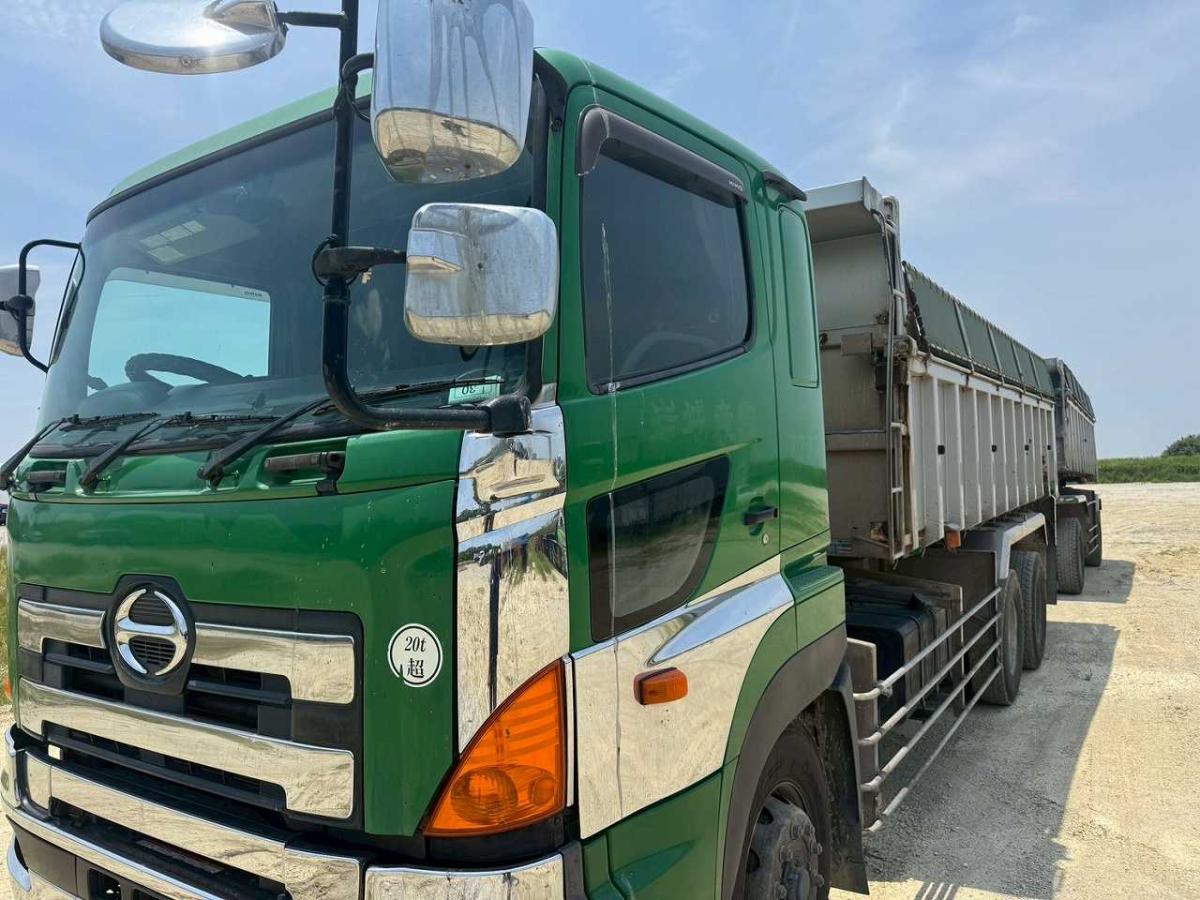 中古深ダンプ 日野 プロフィア