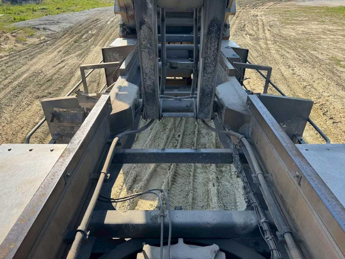 中古深ダンプ 日野 プロフィア