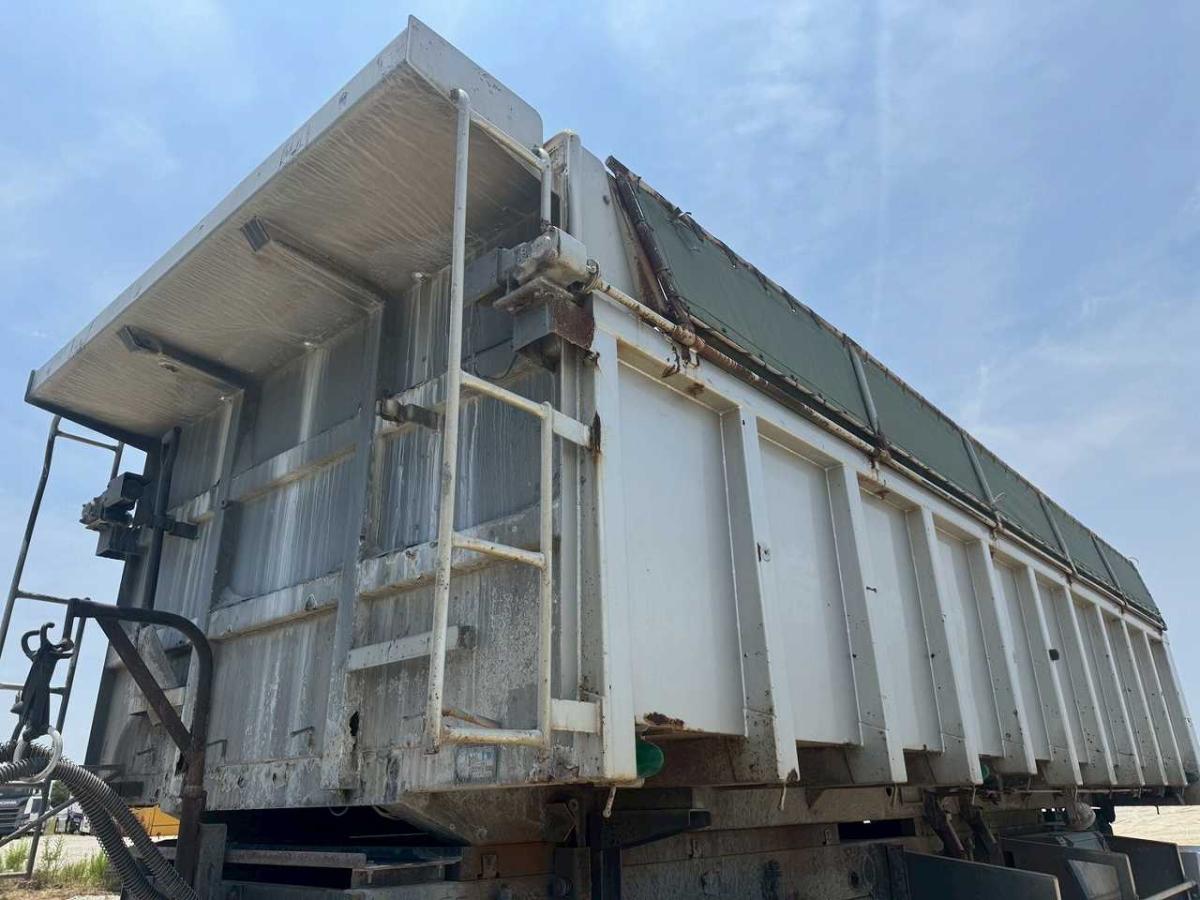 中古深ダンプ 日野 プロフィア