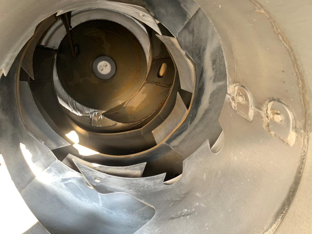 中古ミキサー車(生コン車) いすゞ フォワード