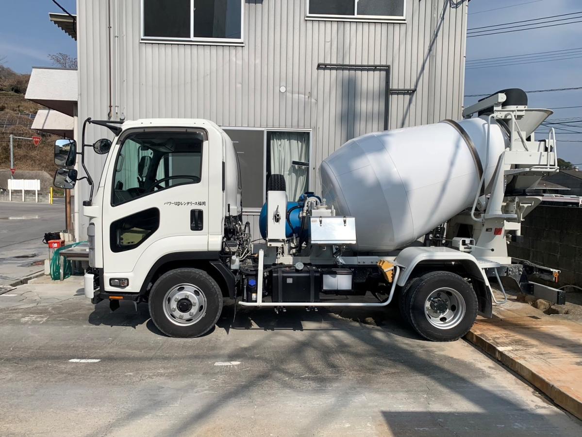 中古ミキサー車(生コン車) いすゞ フォワード