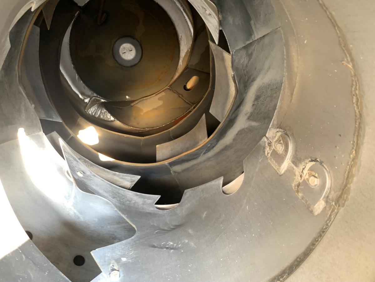 中古ミキサー車(生コン車) いすゞ フォワード