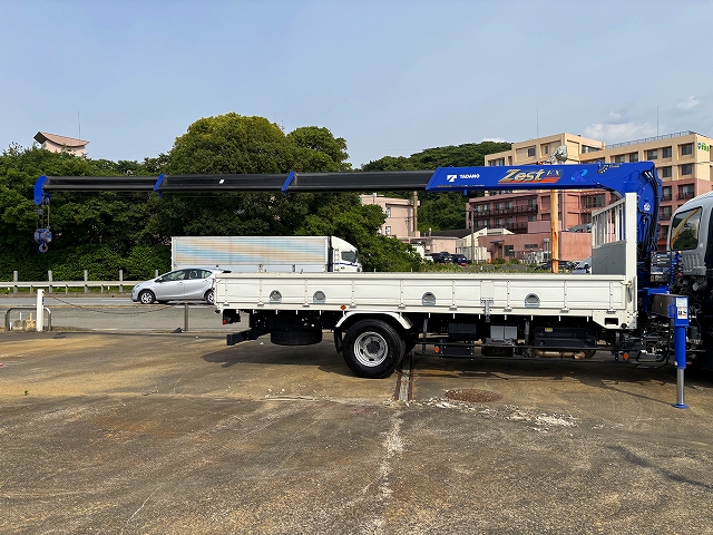 中古クレーン いすゞ フォワード