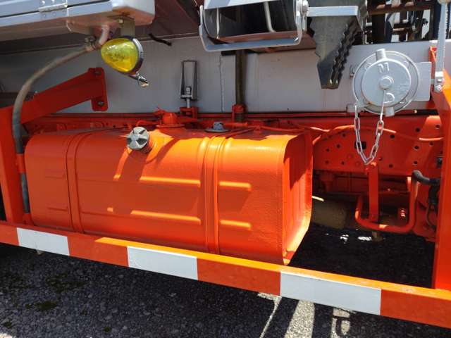 中古タンクローリー 日野 デュトロ