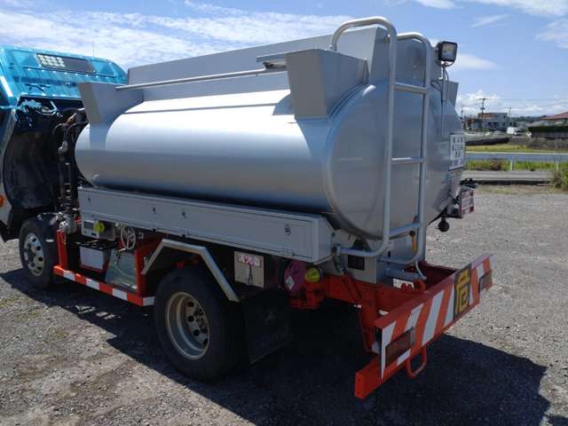 中古タンクローリー 日野 デュトロ