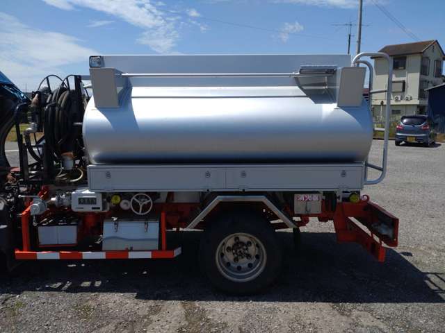 中古タンクローリー 日野 デュトロ