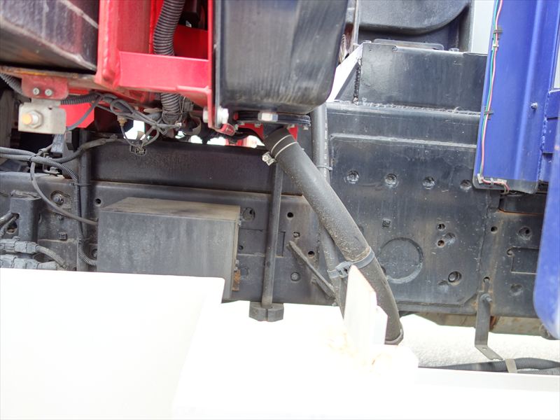 中古セルフクレーン いすゞ フォワード