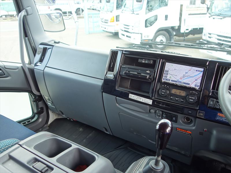 中古セルフクレーン いすゞ フォワード