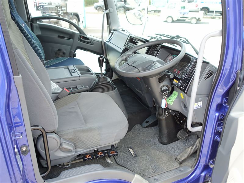 中古セルフクレーン いすゞ フォワード