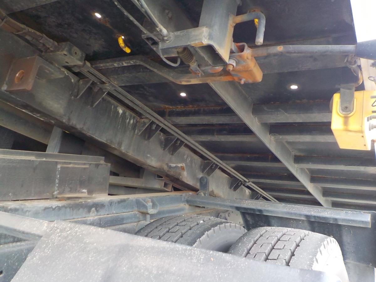 中古キャリアカー(積載車) いすゞ エルフ