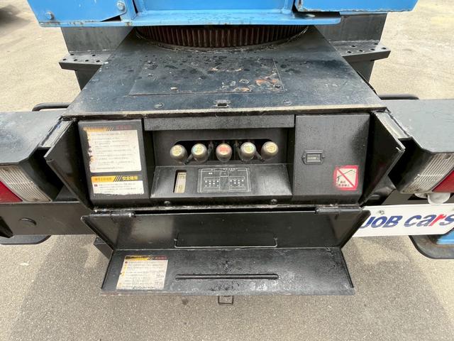 中古高所作業車 三菱ふそう キャンター