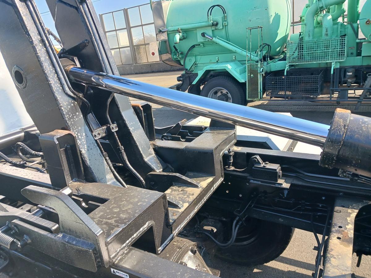 中古コンテナ車 いすゞ フォワード
