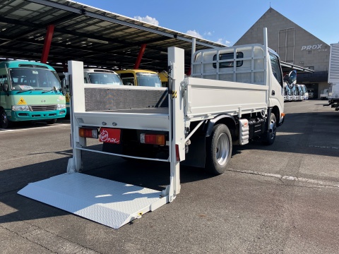 中古平ボディ トヨタ トヨエース /R2年 トヨエース 2トン 垂直パワー 
