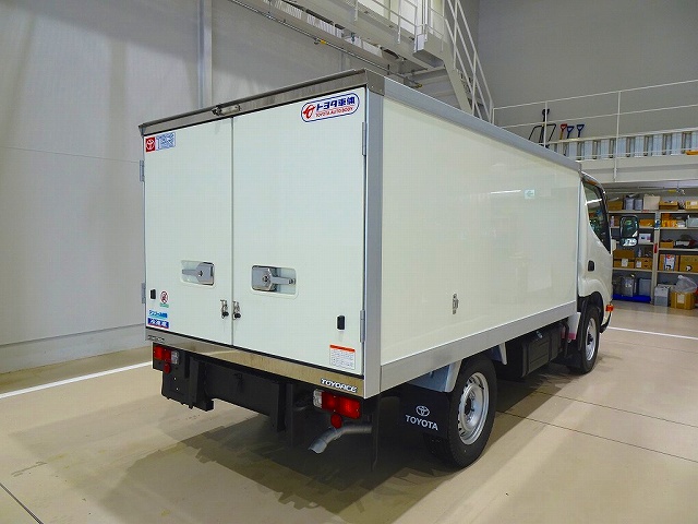 中古冷凍バン トヨタ トヨエース
